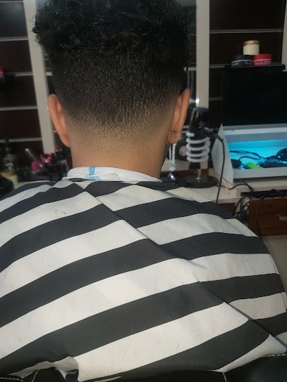 Michelet Coiffure, Salon de Coiffure à Saint-Ouen