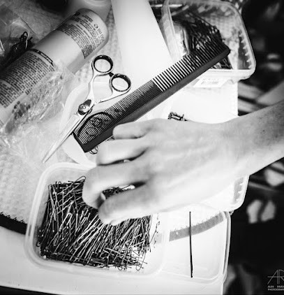 Les P’tites Mains, Coiffeur à Domicile à Fontainebleau