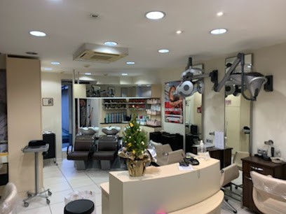 Di Luna, Salon de Coiffure à Versailles