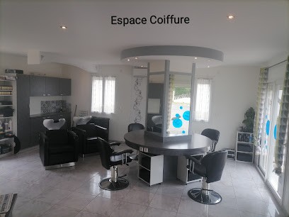 Julie Coiffure, Salon de Coiffure à Orval