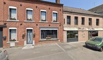 Henaux Karen, Salon de Coiffure à Wignehies
