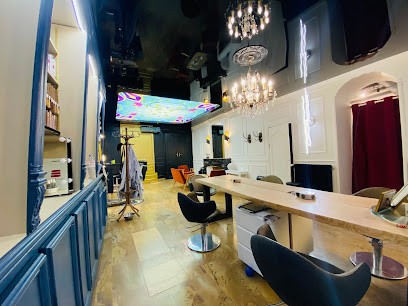 Canal 43 la coiffure alternative et le soin du corps au naturel, Salon de Coiffure à Dole