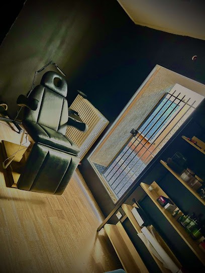 Entre 2 Mondes, Salon de Coiffure à Villeneuve-lès-Béziers