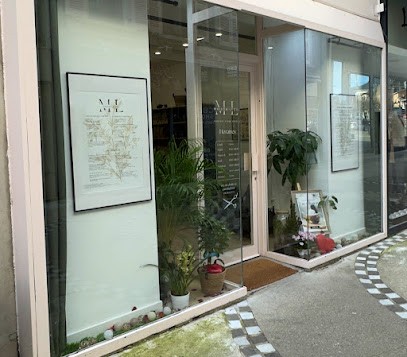 Maison LEONE - Concept store végétal, Salon de Coiffure à Voiron