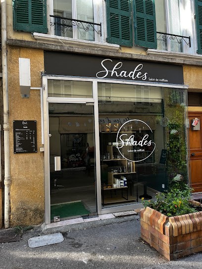 Shades, Salon de Coiffure à Salon-de-Provence