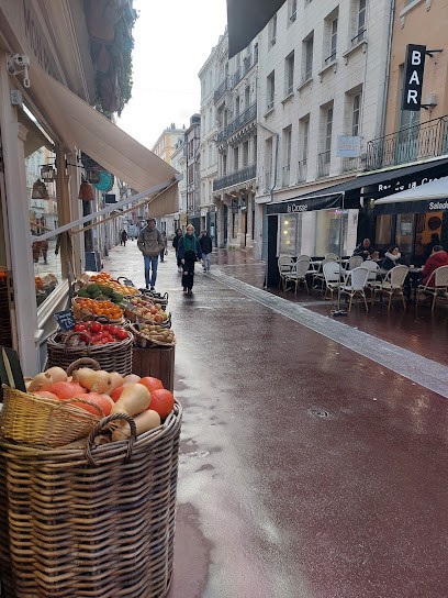 Camille Albane - Coiffeur Rouen Hopital, Salon de Coiffure à Rouen