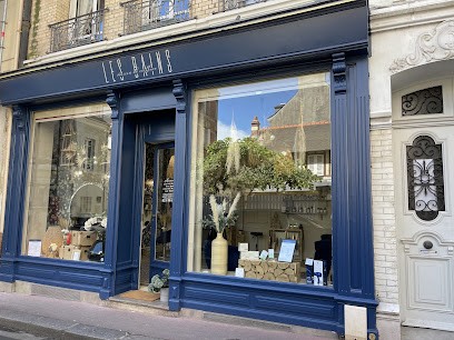 Les Bains - Maison De Coiffure, Salon de Coiffure à Trouville-sur-Mer
