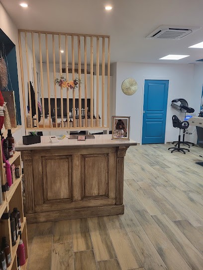 La Douce Heure, Salon de Coiffure à Pexiora