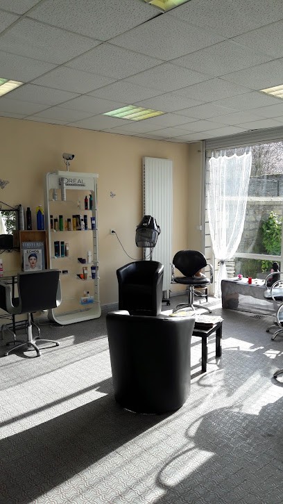 Cwk Coiffure, Salon de Coiffure à Villers-sous-Saint-Leu