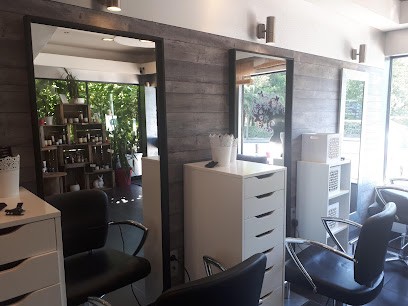 L'hair du temps, Salon de Coiffure à Martigues