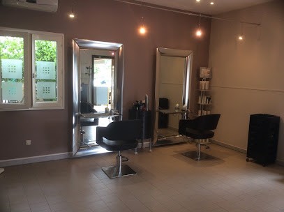 Agnès Coiffure, Salon de Coiffure à Moussac