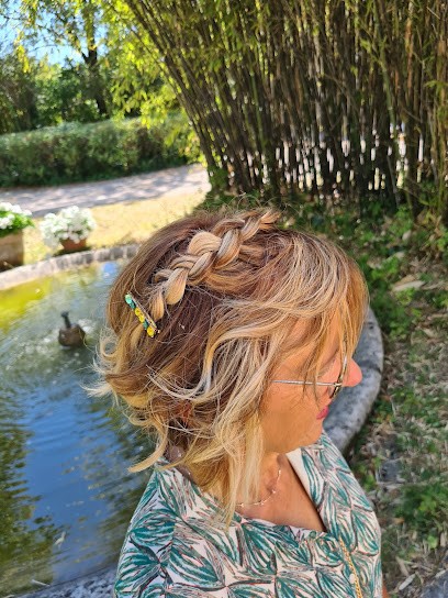 Nature D'être - Marylise, Salon de Coiffure à Saint-Victor-de-Morestel