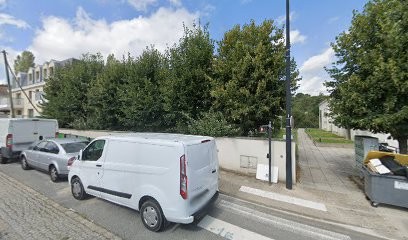 Adeline, Coiffeur à Domicile à Gometz-le-Châtel