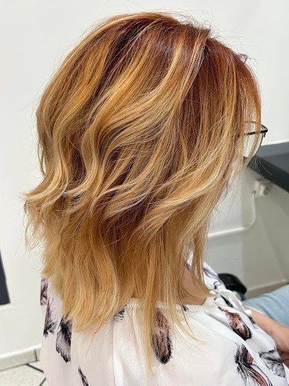 Marion Avril, Salon de Coiffure à Carpentras