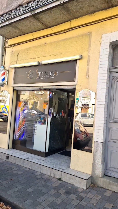 Le Studio 5, Barbier à Laragne-Montéglin