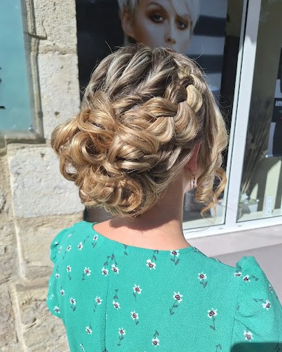 Actuel Alexandra, Salon de Coiffure à Septfonds