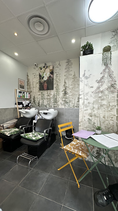 La Reale Coiffure Coiffeur à Créteil