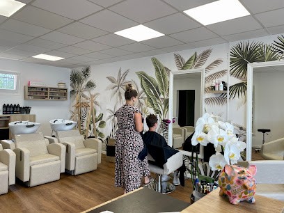 Le Salon De Pauline, Salon de Coiffure à Charbonnières-les-Sapins