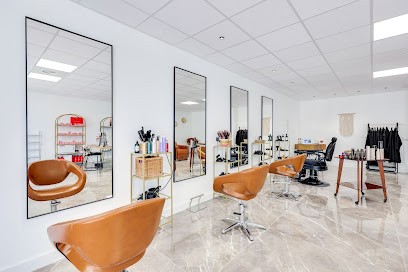 LES TETES EN L'HAIR SERIGNAN, Salon de Coiffure à Sérignan