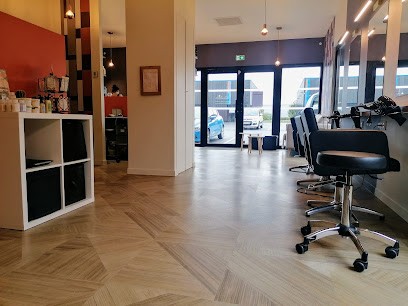 Salon Ambiciosa, Salon de Coiffure à Montbazon
