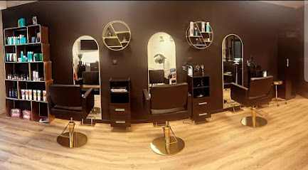 Tendance Glam' Coiffeur à Saint-Pantaléon-de-Larche
