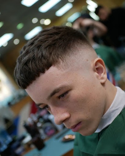 LES GARÇONS BARBIER / RDV EN LIGNE SUR TREATWELL, Barbier à Meyzieu