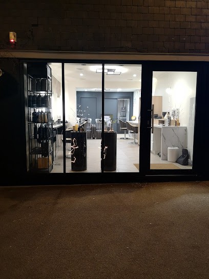 Atelier de Coiffure, Salon de Coiffure à Perros-Guirec