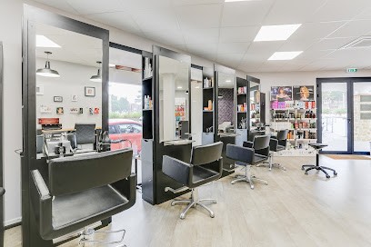 Linéa Coiffure, Salon de Coiffure à Saint-Pierre-du-Mont