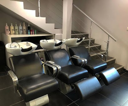 Sympa Tif, Salon de Coiffure à Maulette