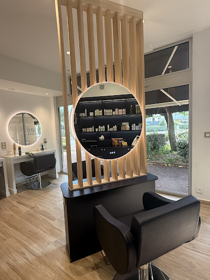 Brooks Salon De Coiffure & Head Spa Coiffeur Le Pouliguen Coiffeur au Pouliguen