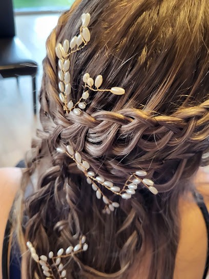 AUDESENSE ET COFFEE SHOP, Salon de Coiffure à Luçon