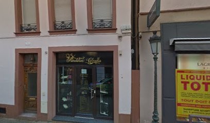 Révolution Claudia, Salon de Coiffure à Haguenau