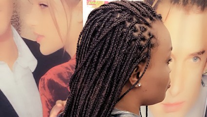 Salon De Coiffure Africain (Soleil D’Afrique ), Salon de Coiffure à Moulins