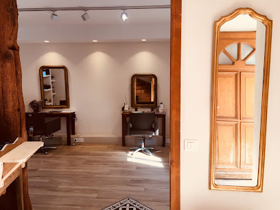 Loge 31 Coiffeur à Gigondas