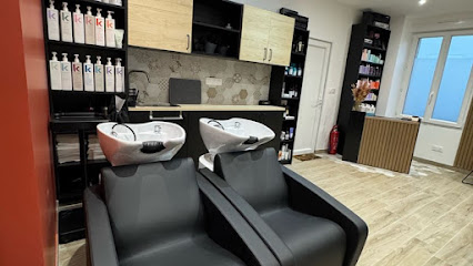 Le Boudoir De La Coiffure Coiffeur à Étréchy