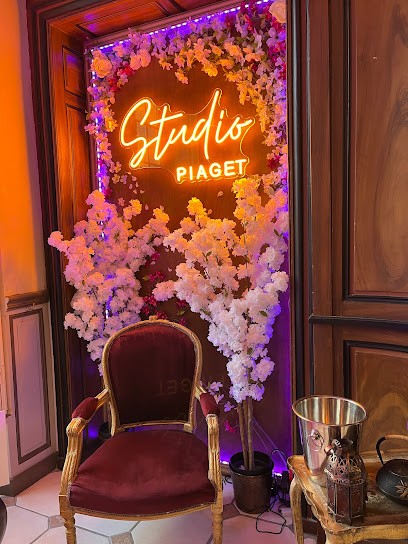 Studio Piaget, Salon de Coiffure à Flacey