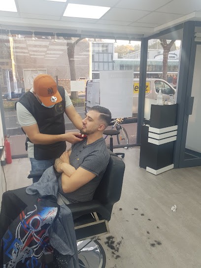 BARBIER S COIFFURE, Barbier à Sèvres