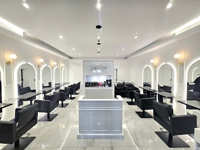 Jaylin Studio, Salon de Coiffure à Arnouville