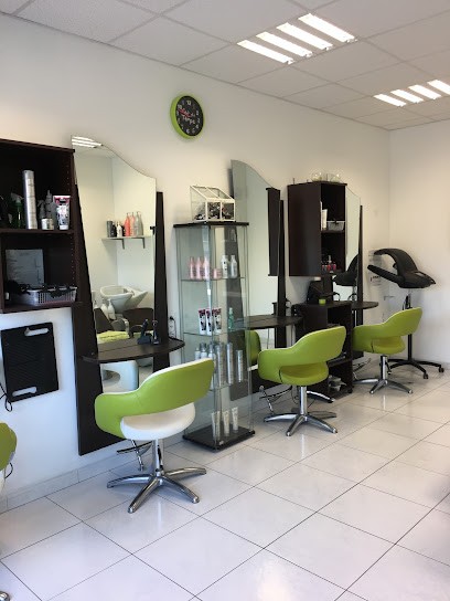 Vogue Hair, Salon de Coiffure à Mèze