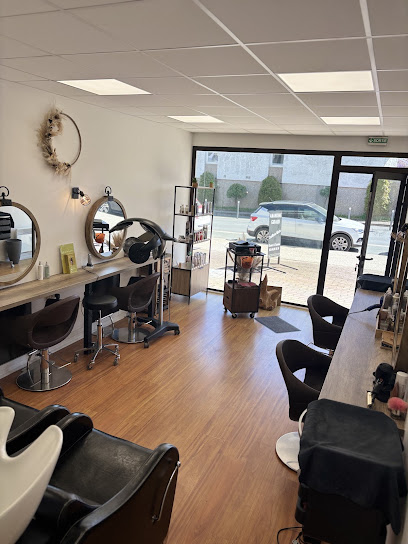Amandine Giraud Coiffeur aux Mathes