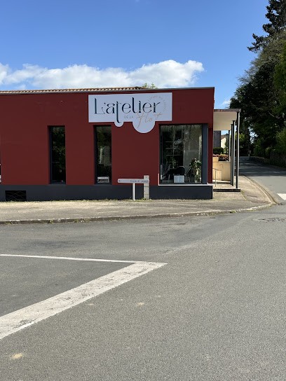 L'atelier De La Flo', Salon de Coiffure à Sèvremont