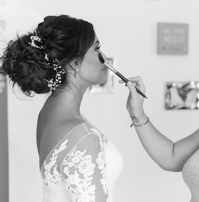 Barbas Lucie, Salon de Coiffure à Saint-Mitre-les-Remparts