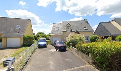 Friz Tiff - Karine Quemerais, Coiffeur à Domicile à Baulon