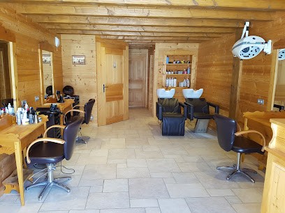 FG Coiffure, Salon de Coiffure à La Chaux-du-Dombief