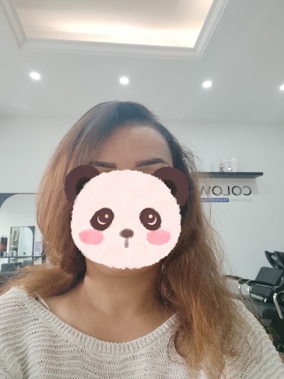 Milano Low-cost Cosmetics Hairdressers, Salon de Coiffure à Paris 15