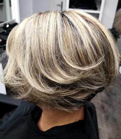 Charlène T, Coiffeur à Domicile à Souillé