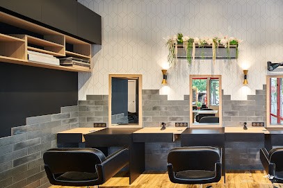 Bicolore, Salon de Coiffure à Saint-Pierre-d'Irube