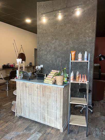 L'atelier By M Coiffeur à Peyrat-de-Bellac