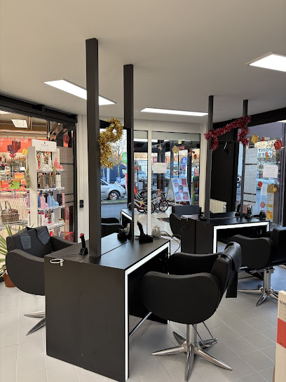 Cloe Studio Coiffeur à Châlette-sur-Loing