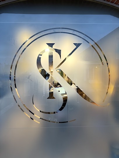 Salon Sk, Salon de Coiffure à Ménestreau-en-Villette